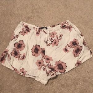 Brandy Melville floral flowy shorts